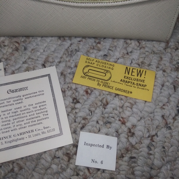 Vintage Princess Gardner Sage Green Kiss-Lock Top Clutch Style Wallet - Picture 3 of 16